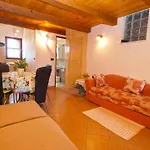 Ferienwohnung Fuer 3 Personen Ca 42 Qm In Rovinj, Istrien Istrische Riviera